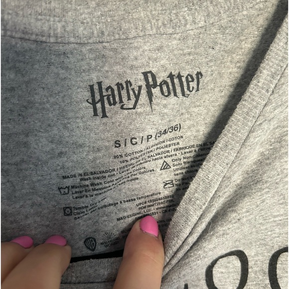 NWOT - Harry Potter Herbology Tshirt - S - Picture 2 of 3